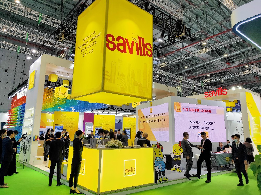 當國潮遇見賽博朋克：文化混搭展臺設計啟示錄